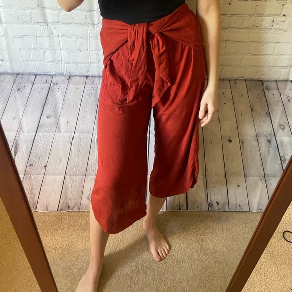 Everly Pants - Everly red size medium relaxed fit wide leg cropped pant with a waist tie